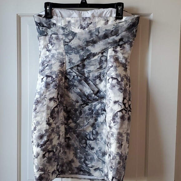 NWT CYNTHIA STEFFE GRAY CREAM STRAPLESS SHEATH DRESS FLORAL CHIFFON SATIN SIZE 8 - Picture 5 of 16